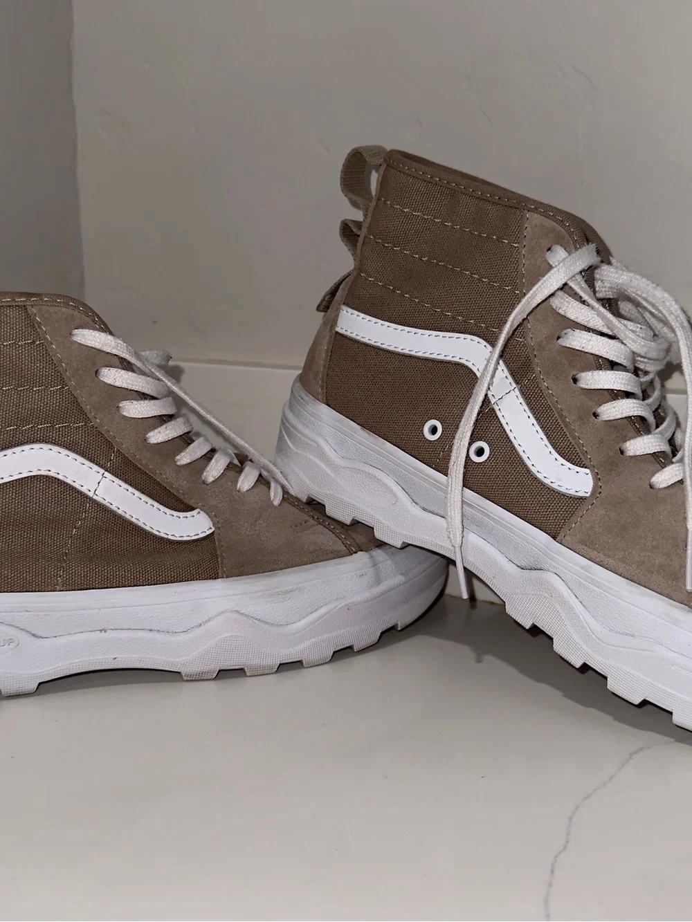 VANS SENTRY SK8-HI Light Brown VN0A5KY5LBR High-Top Women's size 7.5